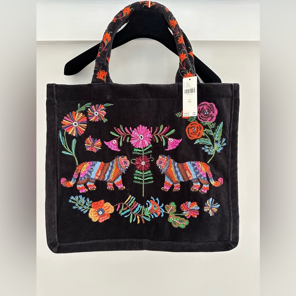 Anthropologie new with tags bag! So pretty!!